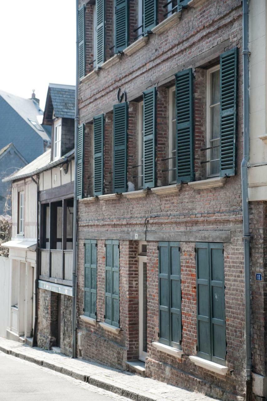Vancouver Apartment Honfleur